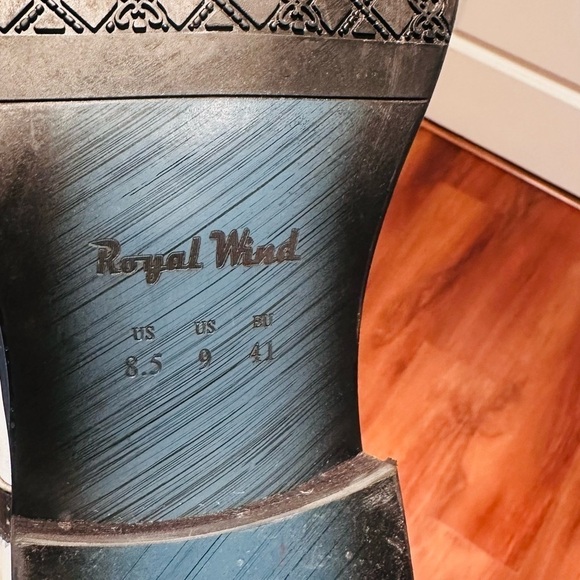 Royal Wind Black White Spectator Shoes. - Picture 4 of 15